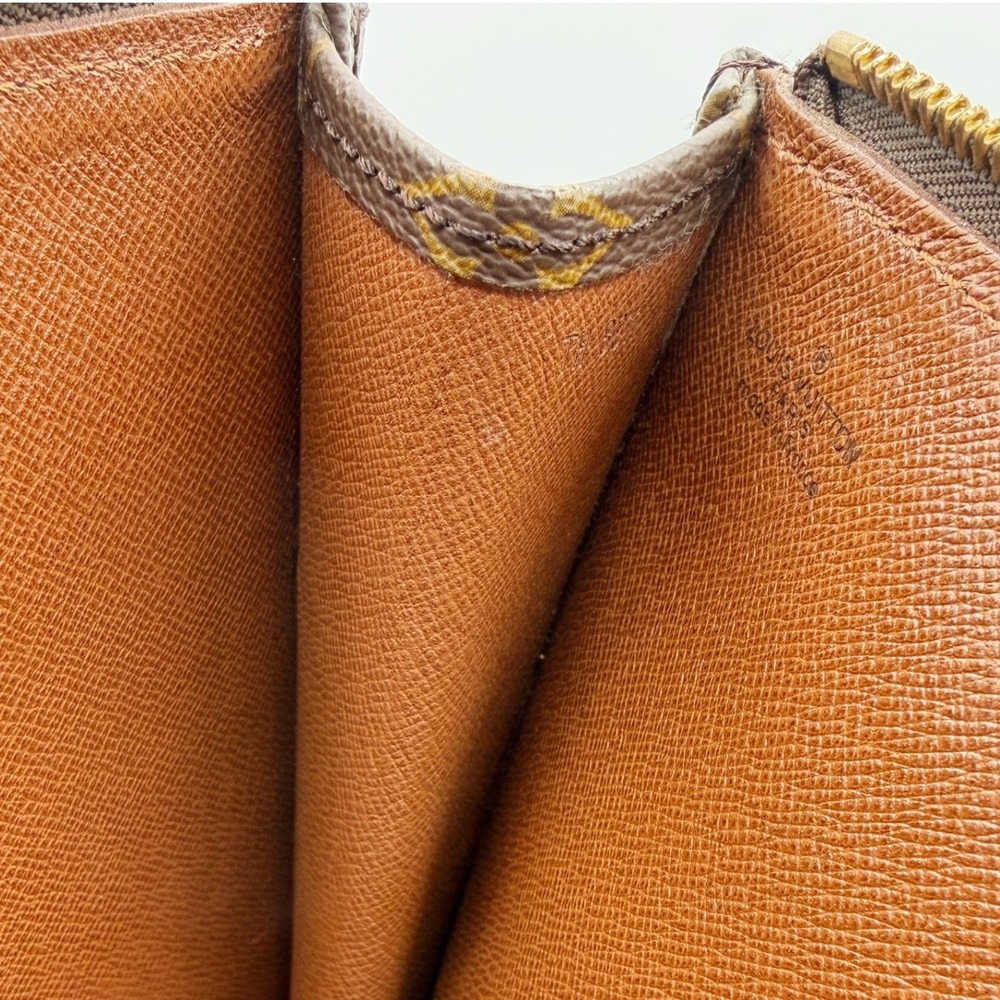 Louis Vuitton Monogram Poche Documents Portfolio (size 15 x 11 in) - 1989 France - Picture 5 of 12